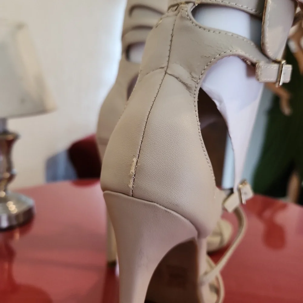 Bebe beige high heels size 6 - Picture 3 of 16